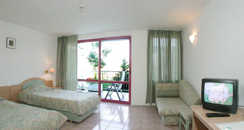 Hotel Longoza - All Inclusive Napospart