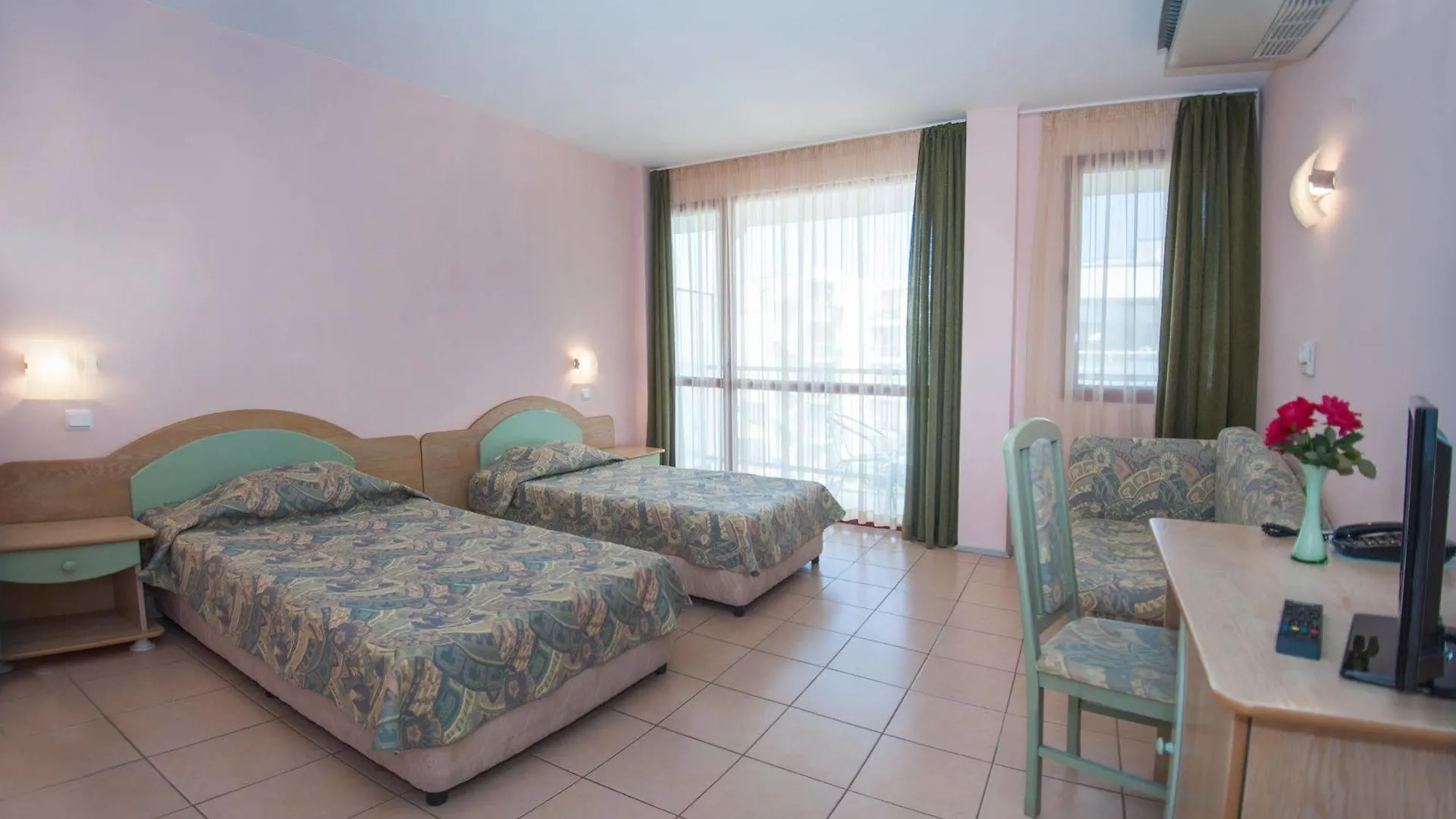 Hotel Longoza - All Inclusive Napospart