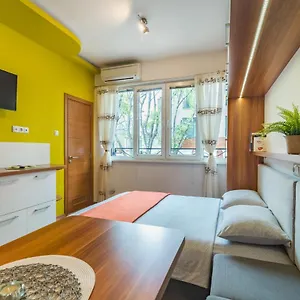 https://studio-dolce-vita.varna-hotels.com